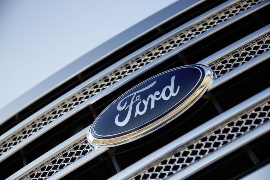  Ford F-150 Lariat 2013 года  (фото 9 из 23)
